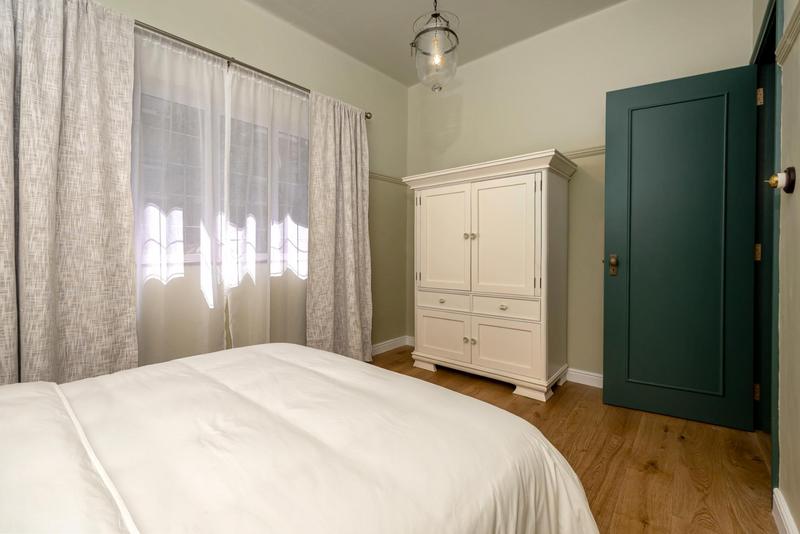 To Let 2 Bedroom Property for Rent in Sea Point Western Cape